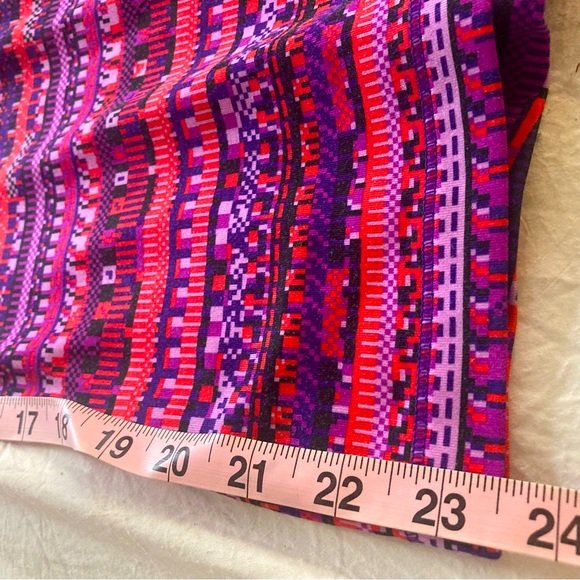 Nike Women's Dri-Fit Pro Warm 8 Bit 1/2 Zip Training Shirt Size Small - Picture 12 of 13